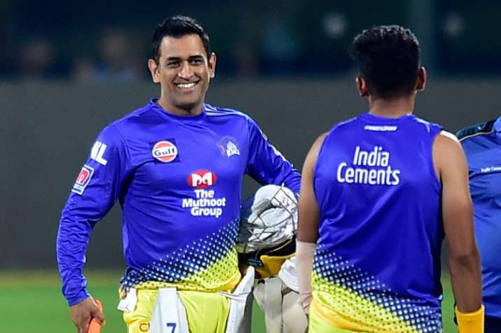 IPL 2022: Chennai Super Kings Skipper MS Dhoni’s Heartwarming Gesture After Match vs MI Wins Hearts. See Pics